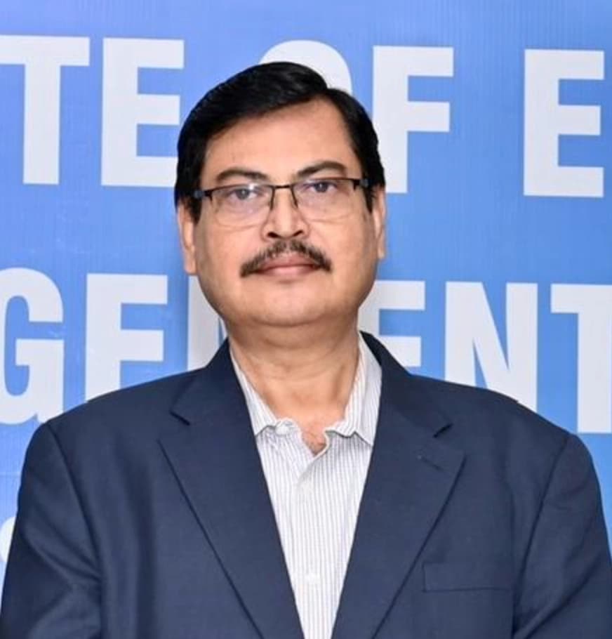 Dr. Amit Ranjan Chakraborty